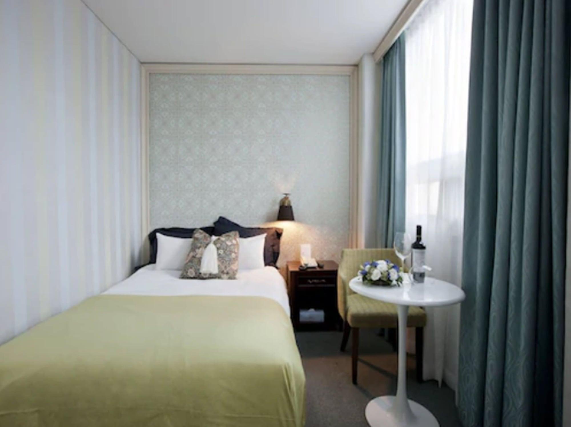 Central Tourist Hotel Seoul Bagian luar foto