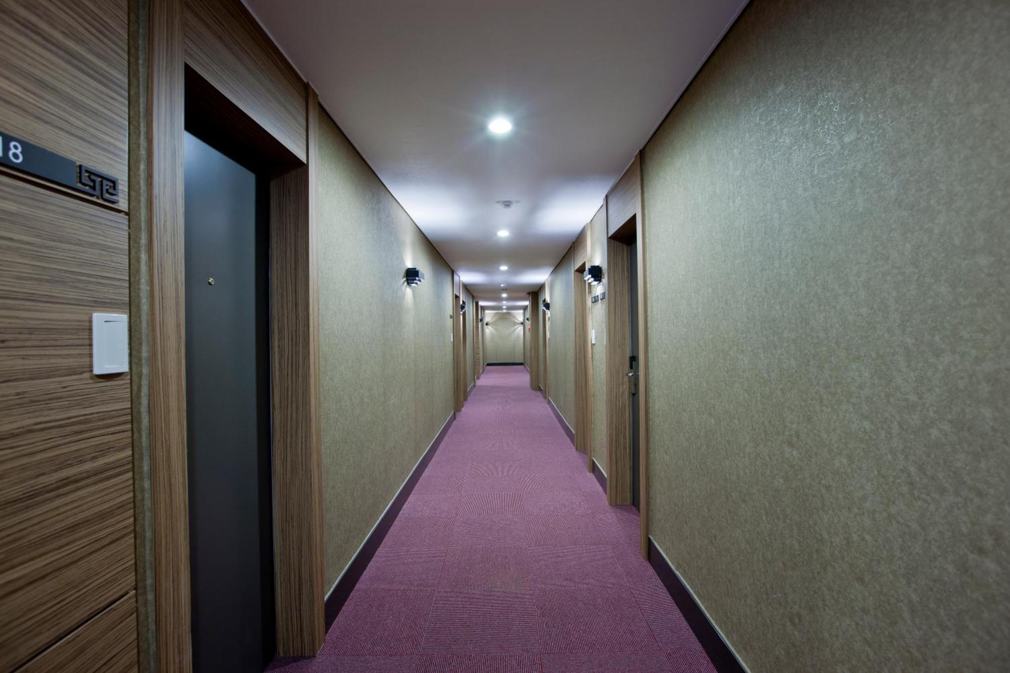 Central Tourist Hotel Seoul Bagian luar foto
